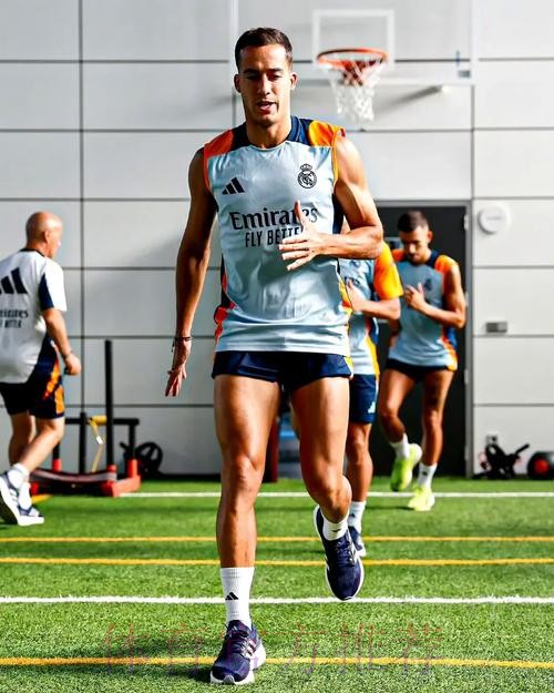 TA:皇马确实有人质疑平图斯 认为他训练方法过时 TA:皇马确实有人质疑平图斯 认为他训练方法过时